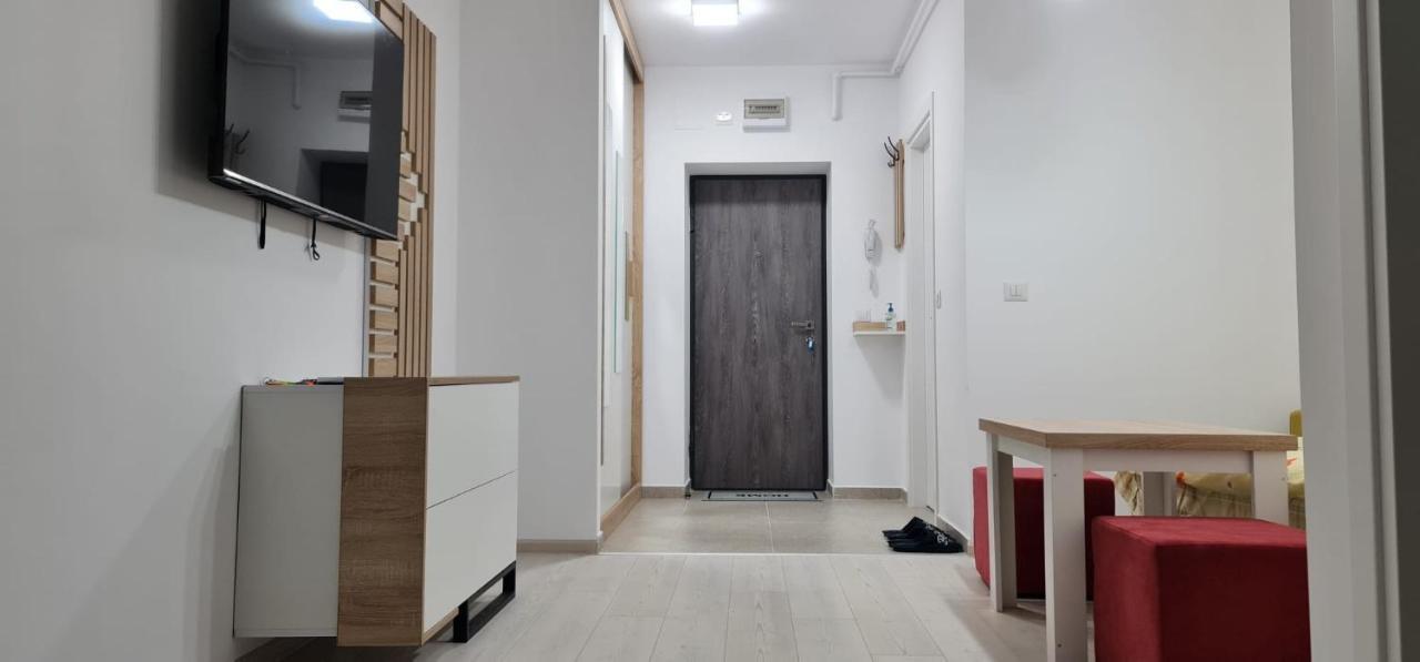 Spatios,intim+ Loc Parcare Propriu,vedere Panoramica,utilat De Lux